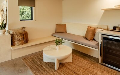 Brut Hotel
