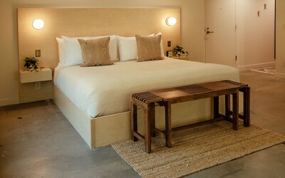 Brut Hotel