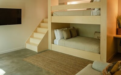 Brut Hotel