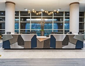DoubleTree by Hilton Tulsa - Warren Place