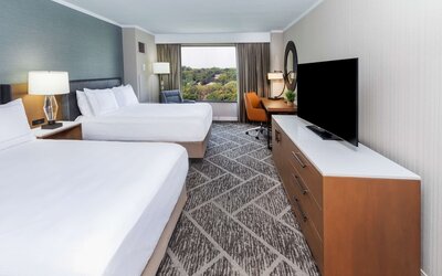 DoubleTree by Hilton Tulsa - Warren Place