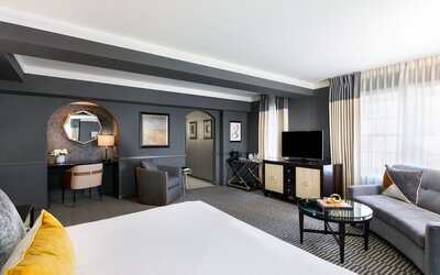 Ambassador Hotel Tulsa, Autograph Collection