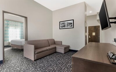 Comfort Inn & Suites