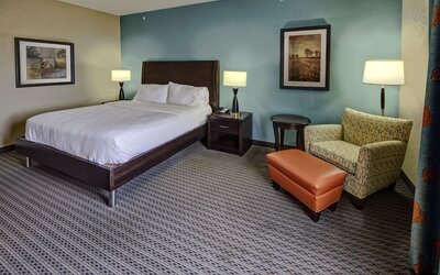 Hilton Garden Inn Tulsa Midtown