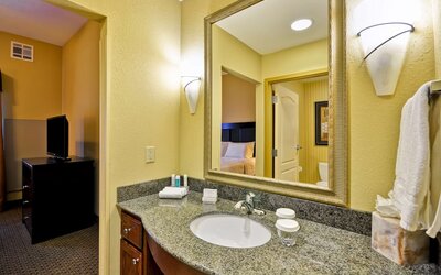 Homewood Suites by Hilton Tulsa-South