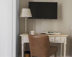 Hotel Mesón Castilla Atiram