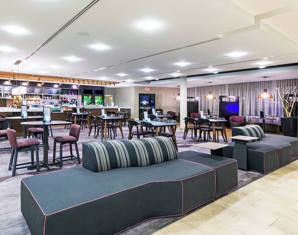 Courtyard by Marriott Tulsa Woodland Hills