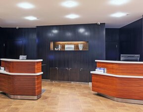 Courtyard by Marriott Tulsa Woodland Hills