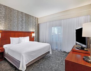 Courtyard by Marriott Tulsa Woodland Hills
