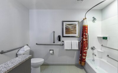 Courtyard by Marriott Tulsa Woodland Hills