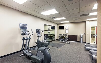 Courtyard by Marriott Tulsa Woodland Hills