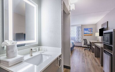 Wingate by Wyndham Wichita Airport