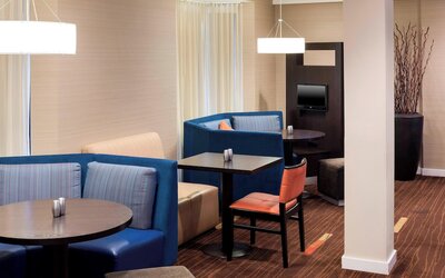 Courtyard by Marriott Wichita East