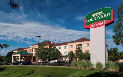 Courtyard by Marriott Wichita East