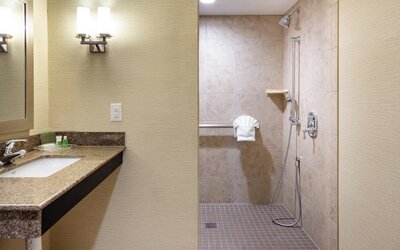 Holiday Inn Wichita East I-35 by IHG