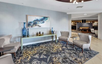 DoubleTree by Hilton Hotel Wichita Airport