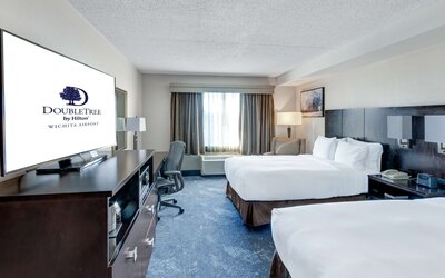 DoubleTree by Hilton Hotel Wichita Airport