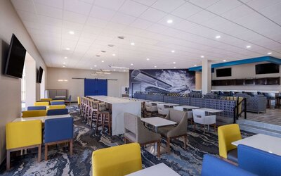Hawthorn Extended Stay by Wyndham Wichita Airport