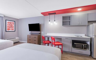 Hawthorn Extended Stay by Wyndham Wichita Airport