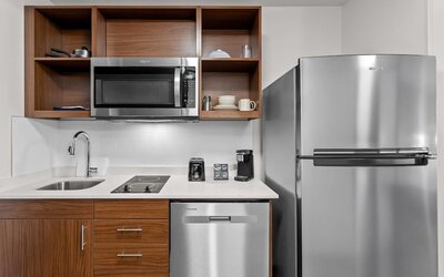 Everhome Suites Wichita Northeast by Choice Hotels