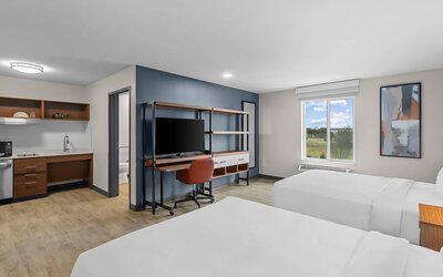 Everhome Suites Wichita Northeast by Choice Hotels