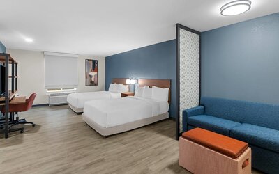 Everhome Suites Wichita Northeast by Choice Hotels