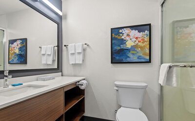 Everhome Suites Wichita Northeast by Choice Hotels