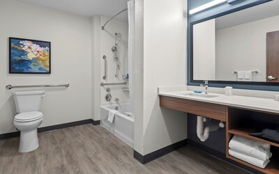 Everhome Suites Wichita Northeast by Choice Hotels