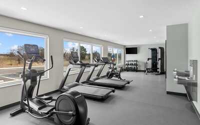 Everhome Suites Wichita Northeast by Choice Hotels