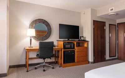 Drury Plaza Hotel Broadview - Wichita