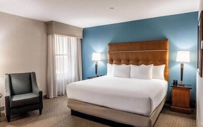 Drury Plaza Hotel Broadview - Wichita