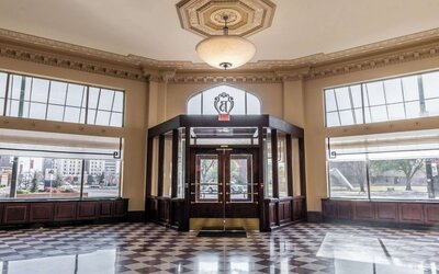 Drury Plaza Hotel Broadview - Wichita