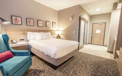 Hilton Garden Inn Wichita Downtown