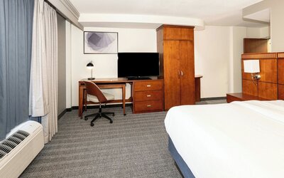 Courtyard by Marriott Wichita At Old Town