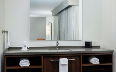 Courtyard by Marriott Wichita At Old Town