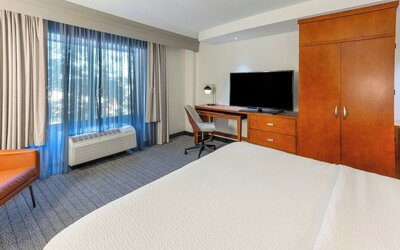 Courtyard by Marriott Wichita At Old Town