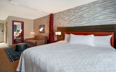 Home2 Suites by Hilton Wichita Downtown Delano