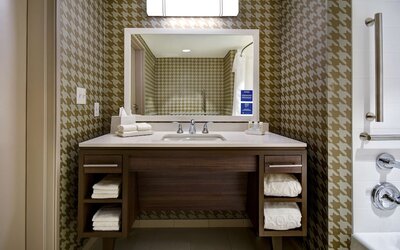 Home2 Suites by Hilton Wichita Downtown Delano
