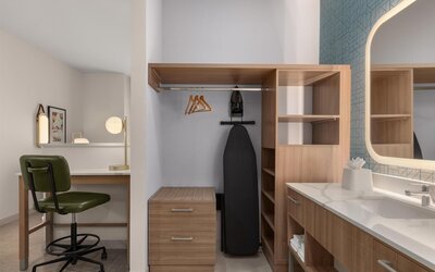 Homewood Suites By Hilton Wichita Airport