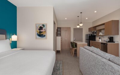 Homewood Suites By Hilton Wichita Airport