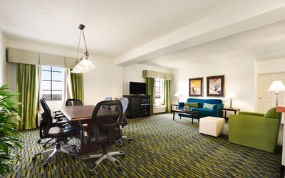 Wyndham Garden Wichita Downtown