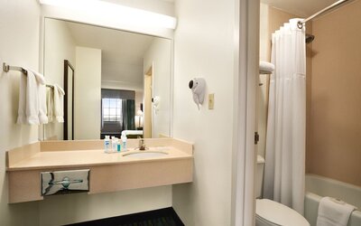 Wyndham Garden Wichita Downtown