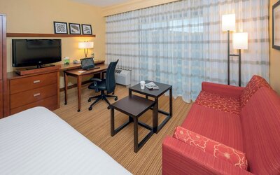 Courtyard by Marriott Winston-Salem Hanes Mall