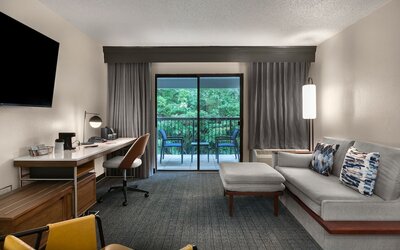 Courtyard by Marriott Winston-Salem Hanes Mall