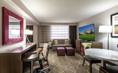 DoubleTree by Hilton Winston Salem - University