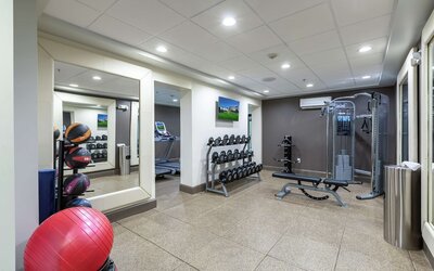 DoubleTree by Hilton Winston Salem - University