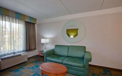 La Quinta Inn & Suites by Wyndham Winston-Salem