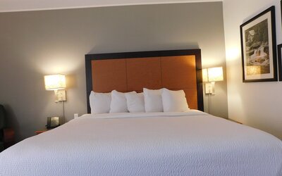 La Quinta Inn & Suites by Wyndham Winston-Salem