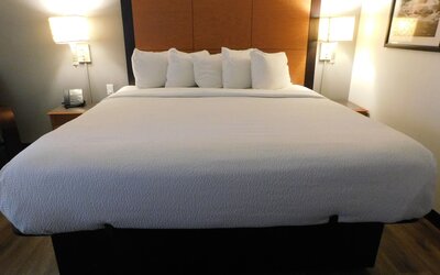 La Quinta Inn & Suites by Wyndham Winston-Salem