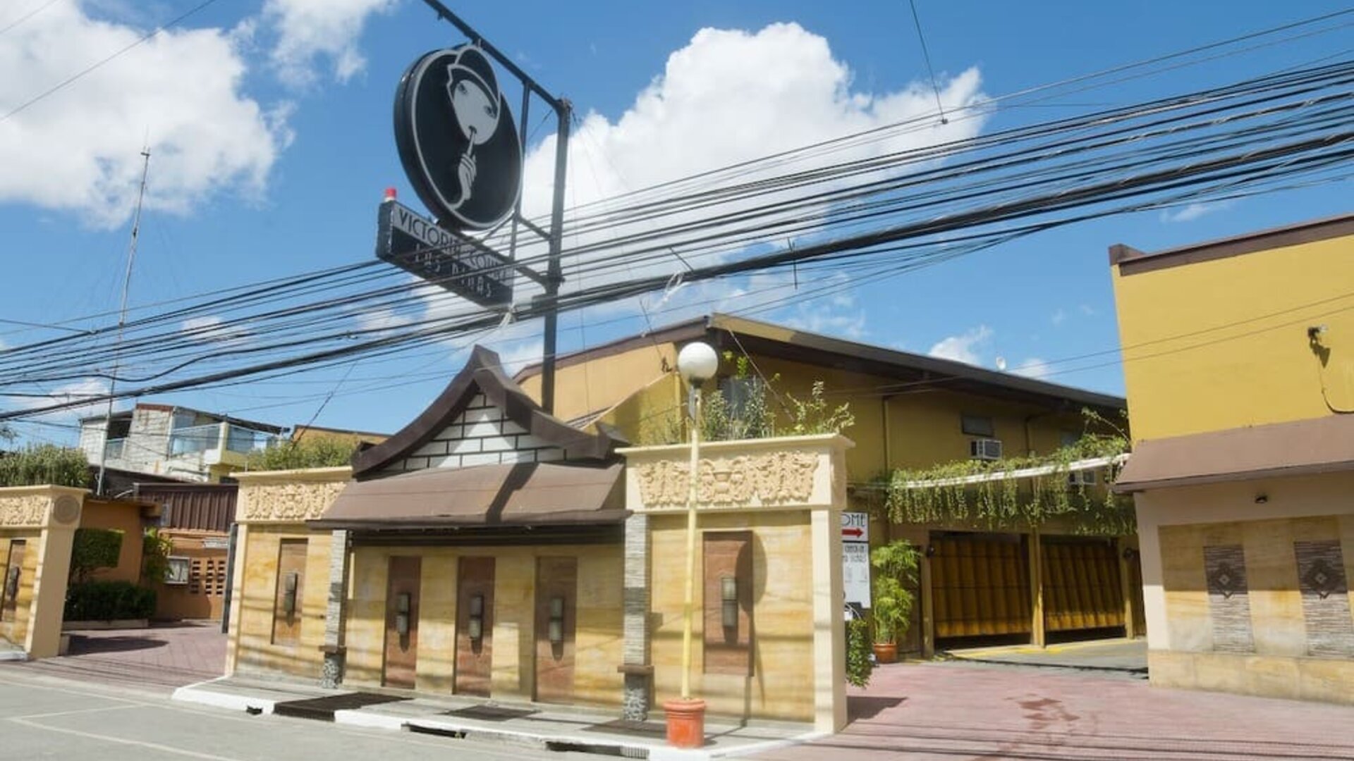 Hotel exterior at Victoria Court Las Piñas.